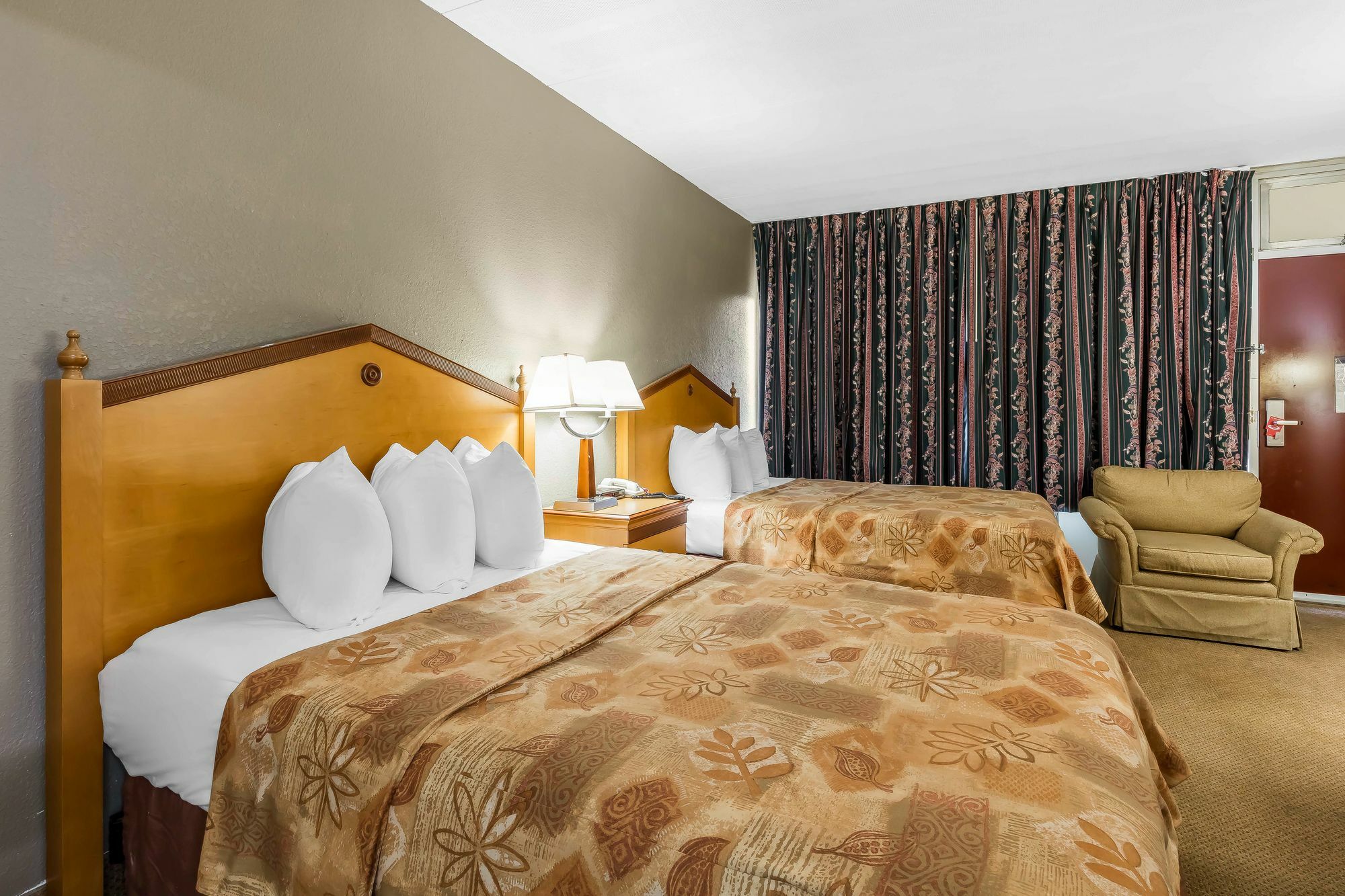 Lotus By Hotel Inn - ฮอตสปริงส์ ภายนอก รูปภาพ